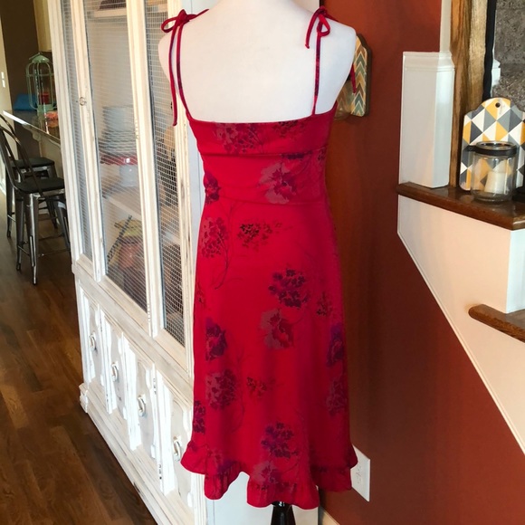 Dress - Picture 3 of 4